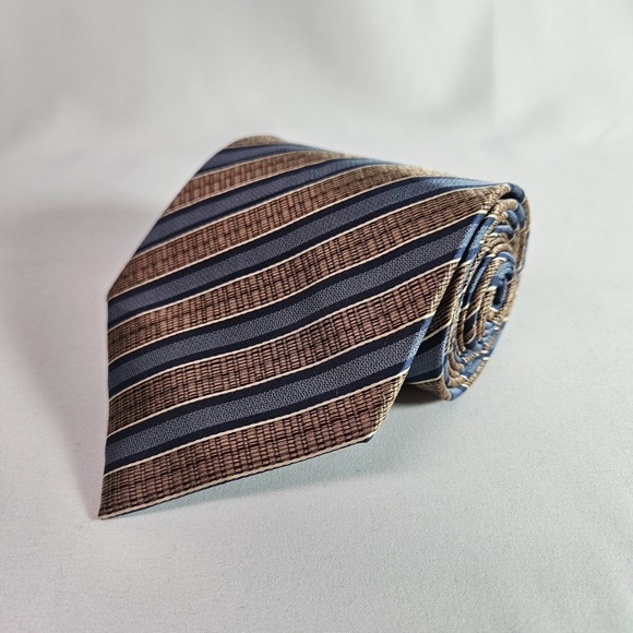Kenneth Cole 100%‎ Silk Hand Made Tie Gray Gold Stripes 4" x 58" - Picture 1 of 8
